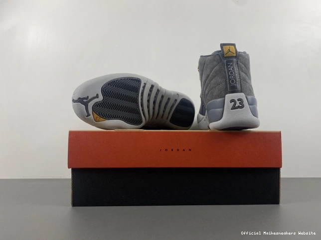 Official Maikesneakers 